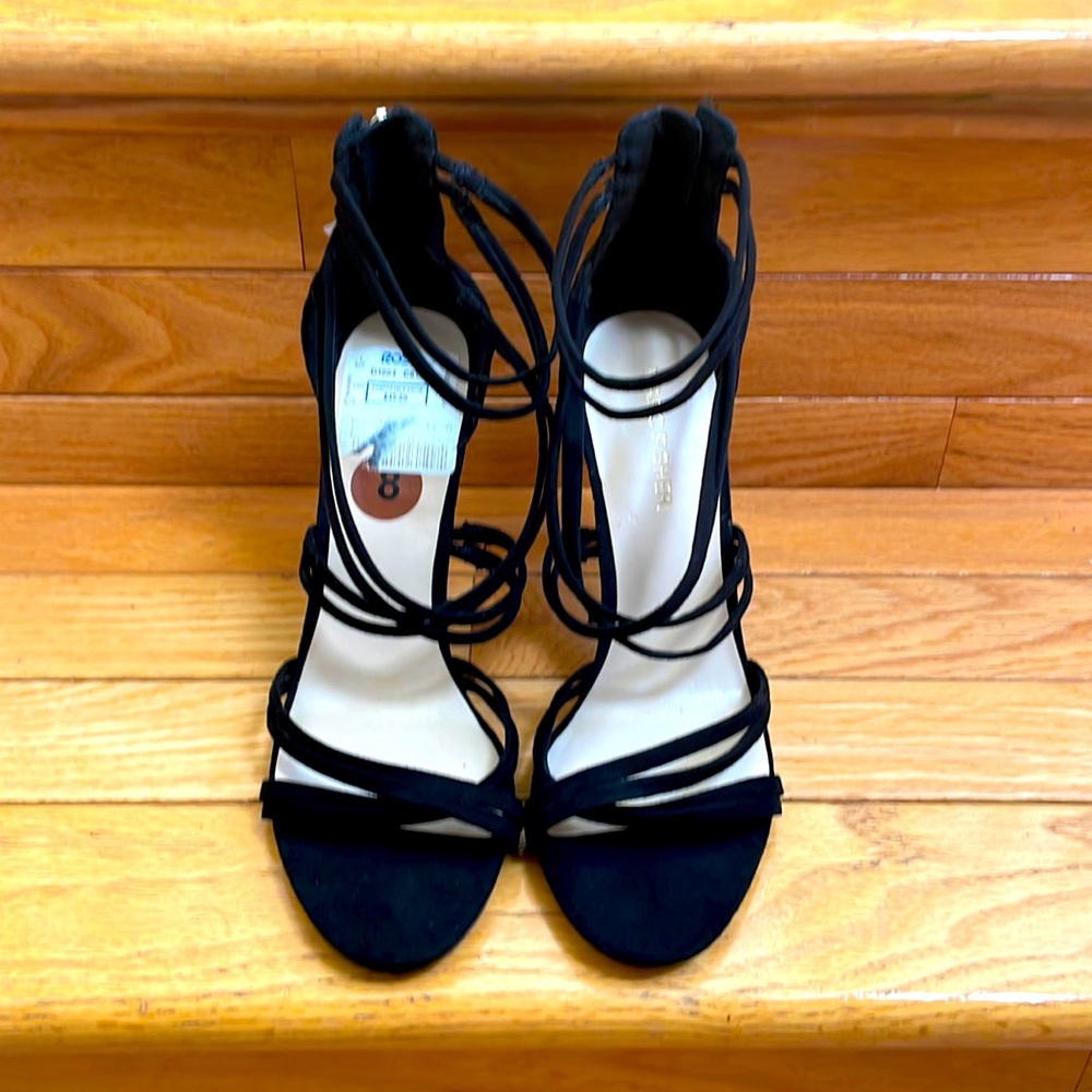 NEW Marc Fisher Black Faux Suede Heels Size 8M